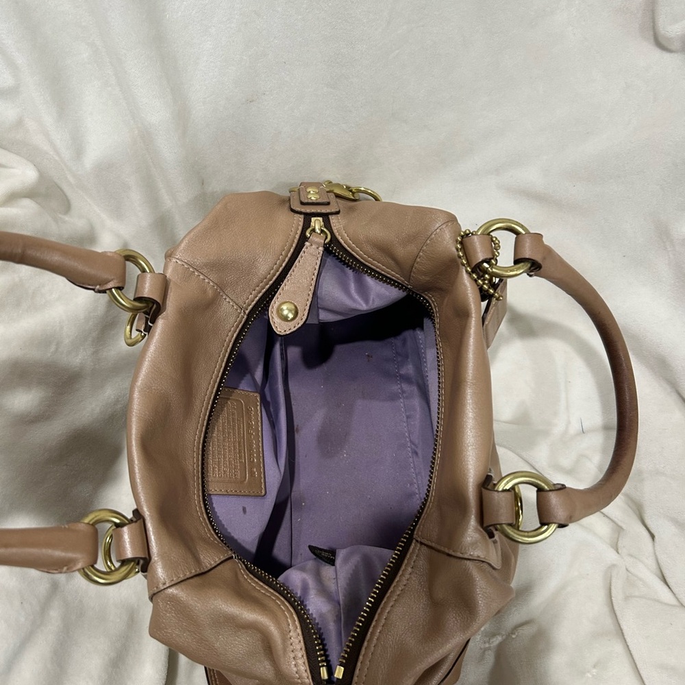 Coach Tan Leather Shoulder Bag and Wallet - Picture 4 of 8